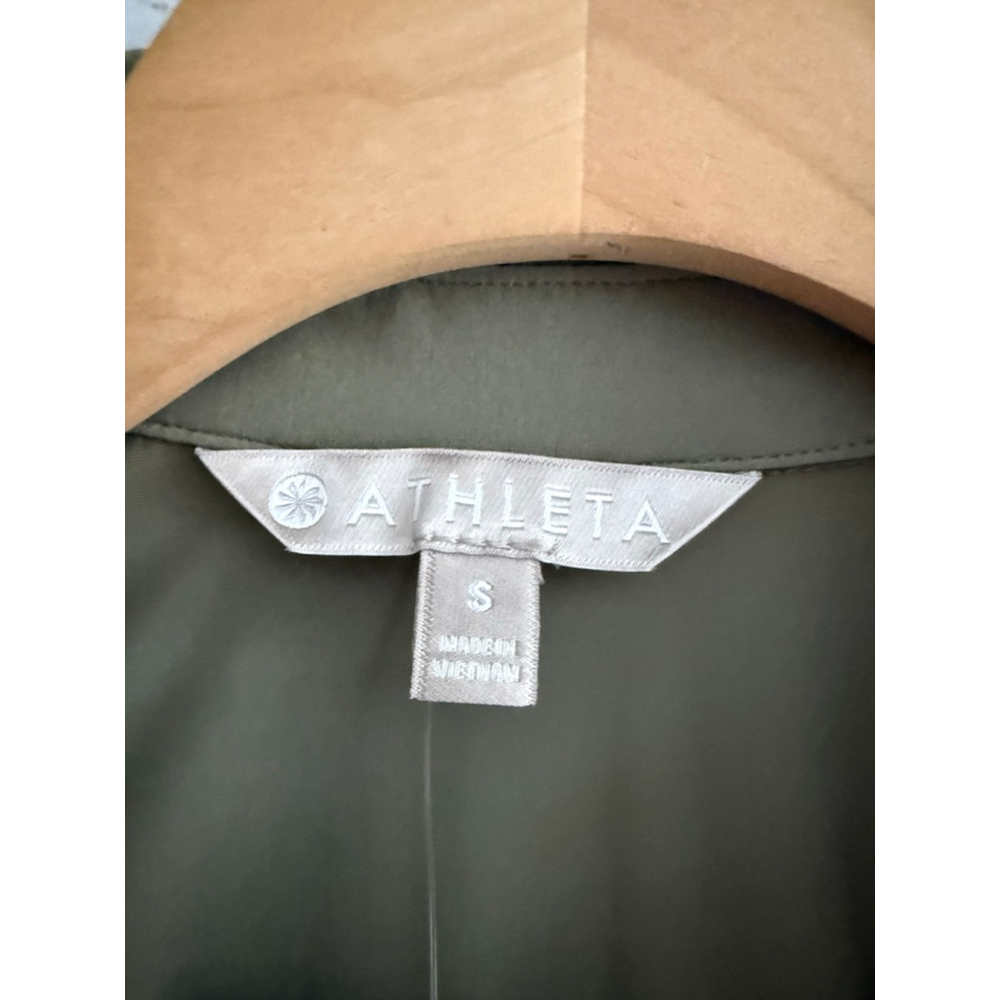 NWT Athleta Women’s North Star Shirt Olive Green Size Small - Picture 7 of 10